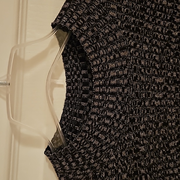 Marciano Long Sleeve Open Back - Picture 6 of 6